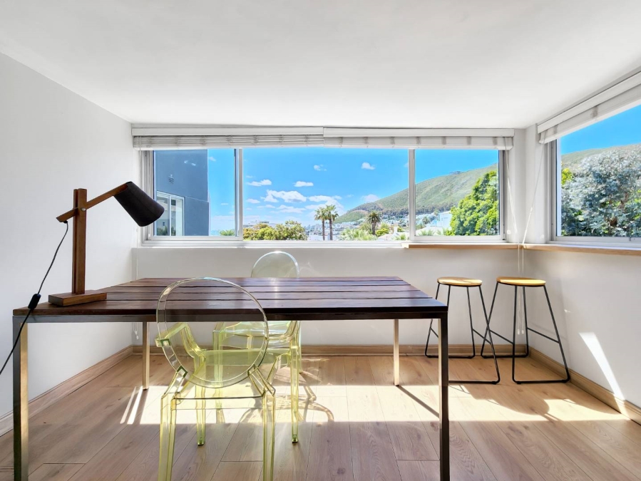 1 Bedroom Property for Sale in Sea Point Western Cape
